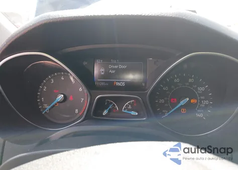 2017 Ford Focus Sel z USA, uszkodzony, nr VIN 1FADP3H2XHL247188